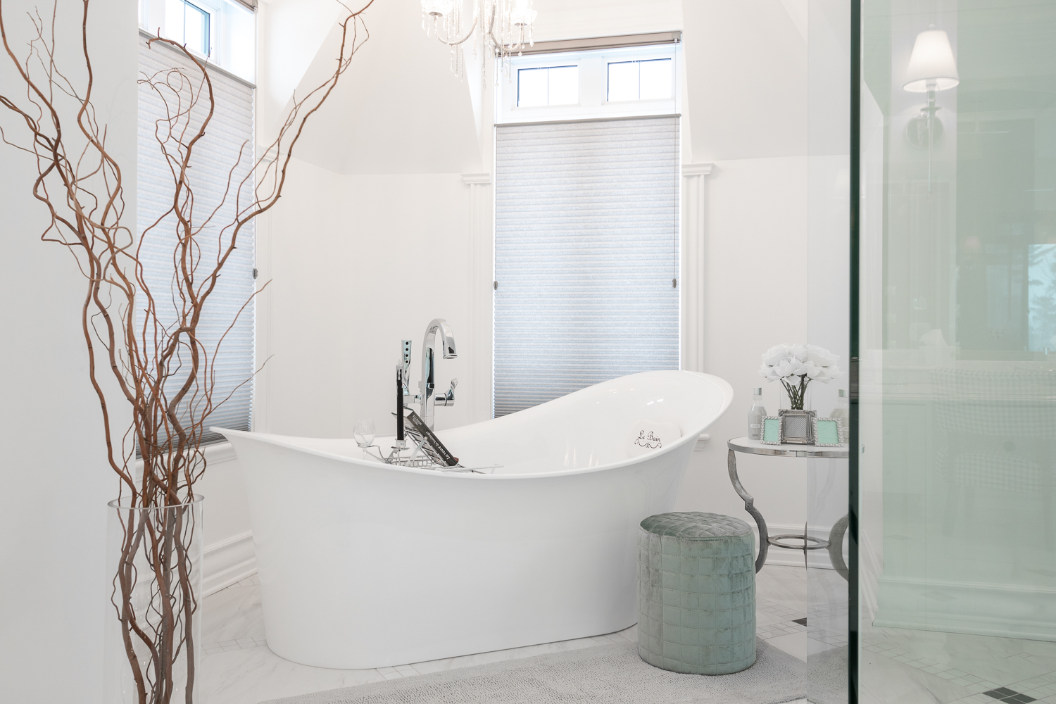 https://www.cuisiconcept.ca/wp-content/uploads/2018/01/SALLE-DE-BAINS-DES-MAITRES-3.jpg
