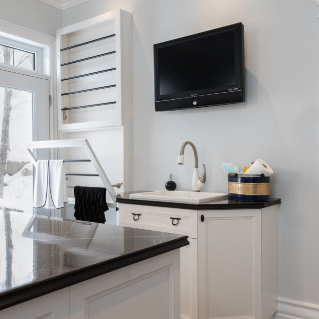 https://www.cuisiconcept.ca/wp-content/uploads/2018/01/SALLE-DE-LAVAGE-6-640x640.jpg