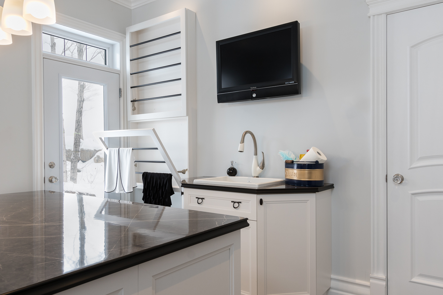 https://www.cuisiconcept.ca/wp-content/uploads/2018/01/SALLE-DE-LAVAGE-6.jpg