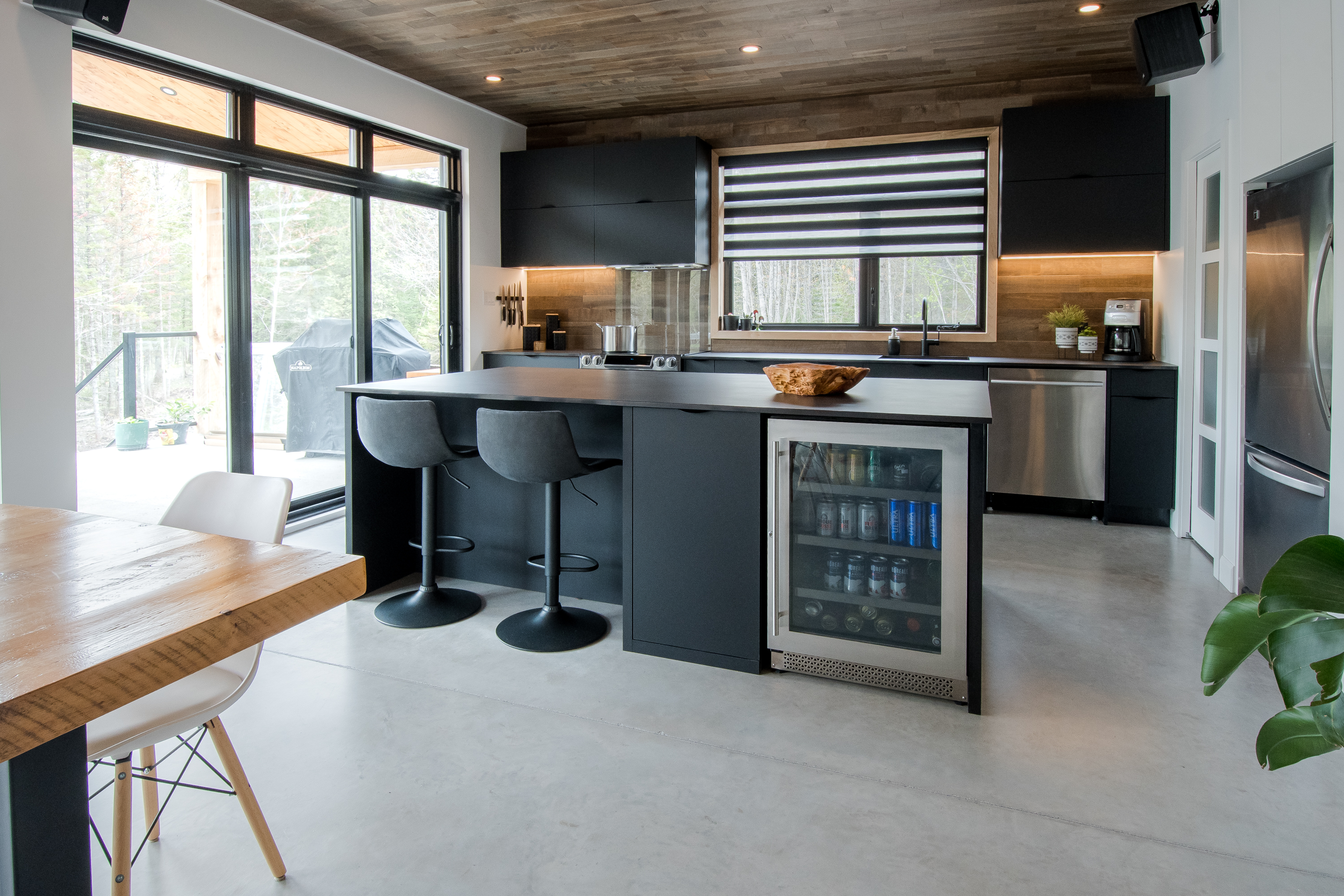 https://www.cuisiconcept.ca/wp-content/uploads/2019/12/20190529-CuisiConcept-19-rue-Beauregard-St-Apollinaire-005.jpg