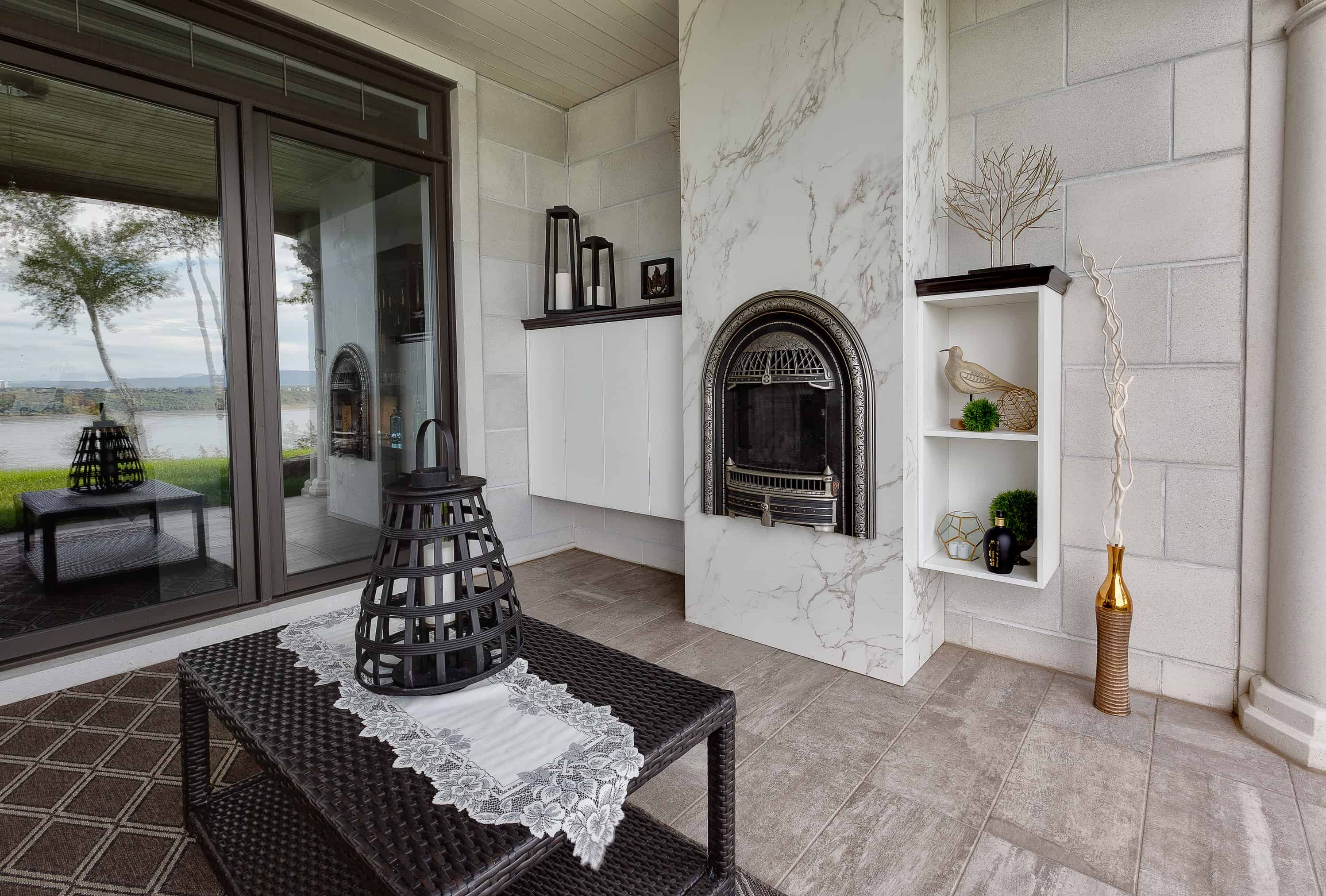 https://www.cuisiconcept.ca/wp-content/uploads/2022/01/ProjetRocPointe-terrasse-7.jpg