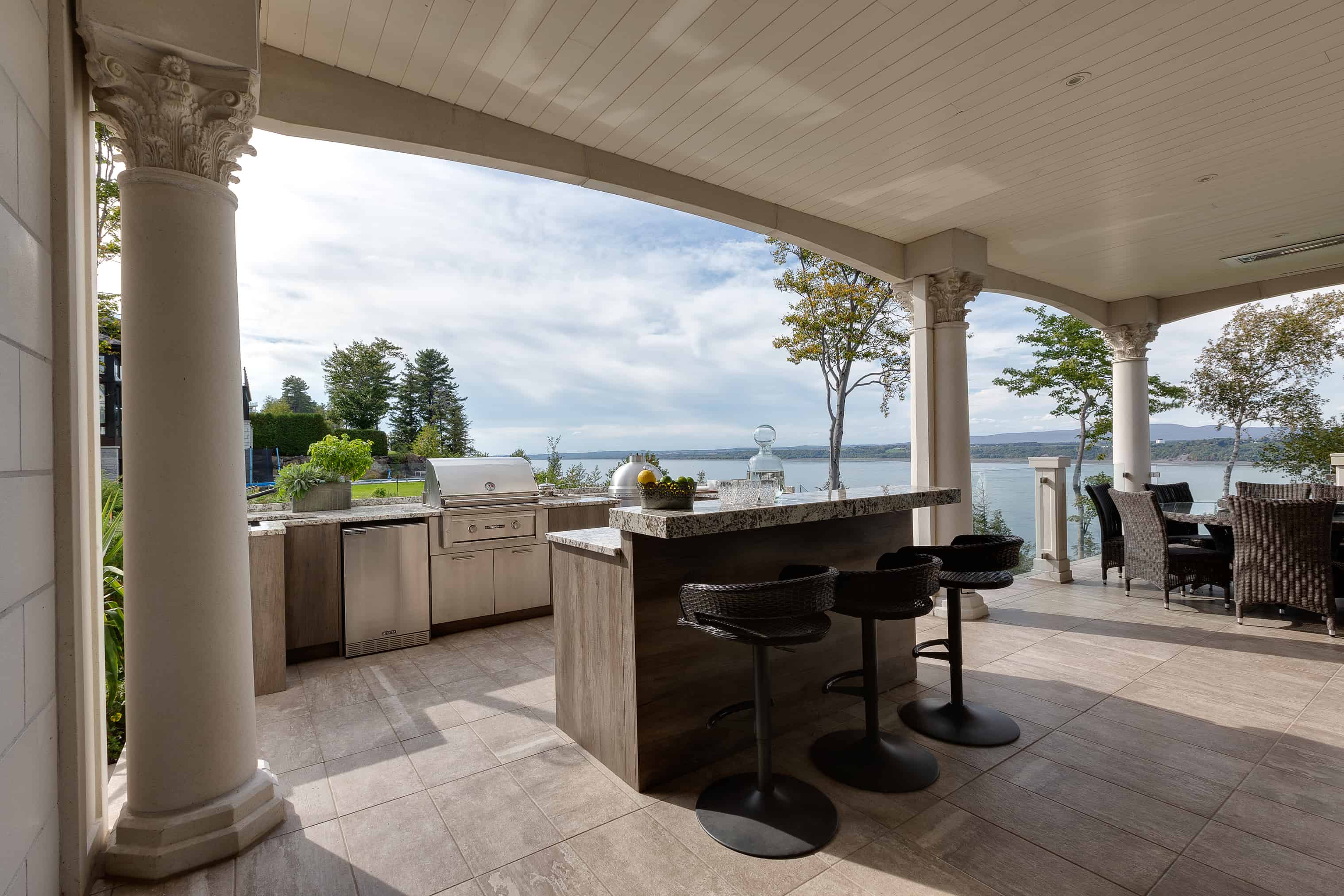 https://www.cuisiconcept.ca/wp-content/uploads/2022/01/ProjetRokPointe-3.jpg