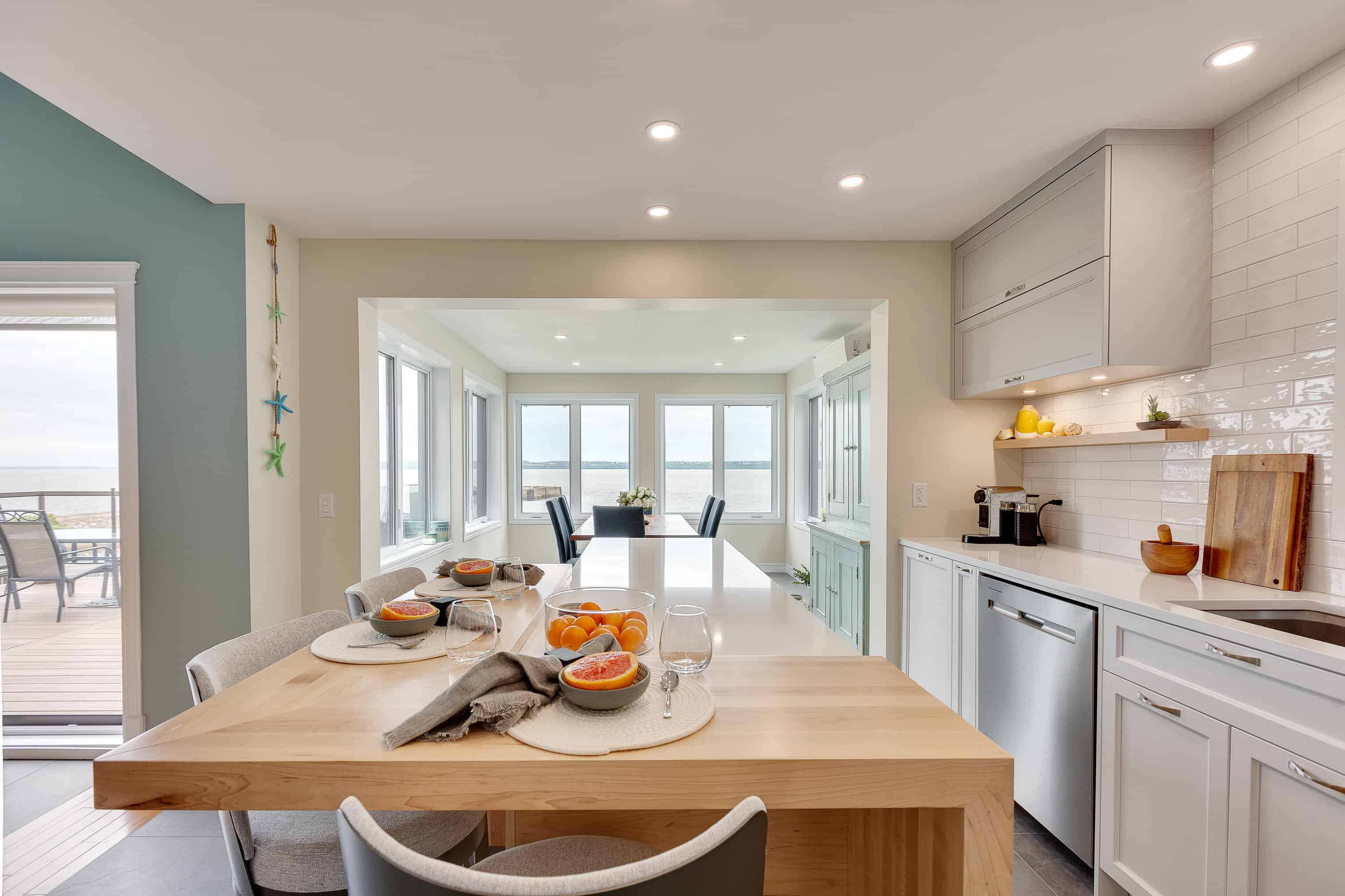 https://www.cuisiconcept.ca/wp-content/uploads/2022/07/Projet_St-Antoine-12.jpg